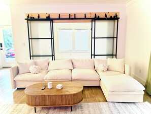 Télévision, espaces bureaux