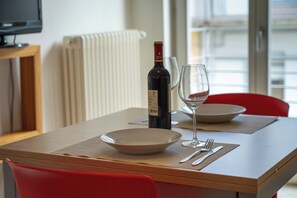 Dining - Happy Central Apartment 1 (Alba)