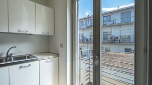 Interior - Happy Central Apartment 2 (Alba)
