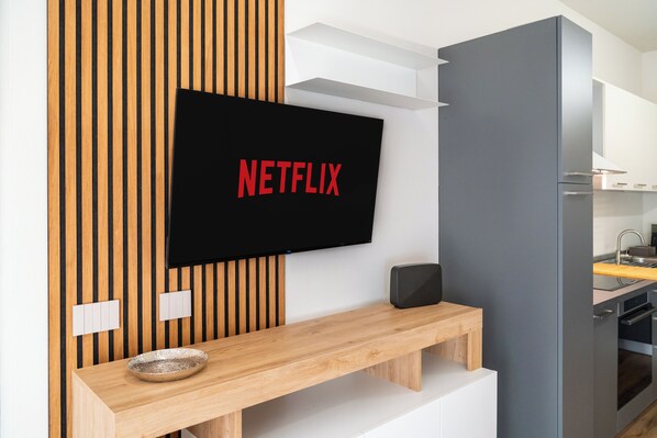 Micro-ondes, four, plaque de cuisson, lave-vaisselle