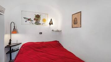 1 chambre, fer et planche Ă repasser, Wi-Fi, draps fournis