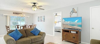 Manatee pool home