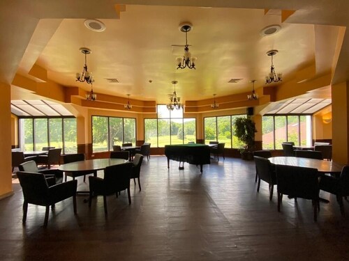 Riverfront Stay – Peaceful Pocono Escape Near Nature & Trails | 2 Units