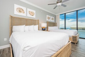 4 bedrooms, iron/ironing board, free WiFi, bed sheets