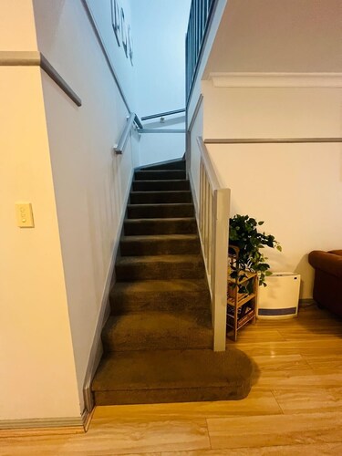 2BR Northmead | Free Parking | Near Hospital & M2