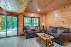 Een smart-tv en een open haard