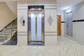 House | Interior - Super Townhouse Gachibowli Sky View (Hyderabad)