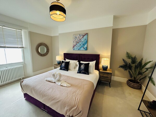 2 habitaciones, tabla de planchar con plancha y wifi gratis 