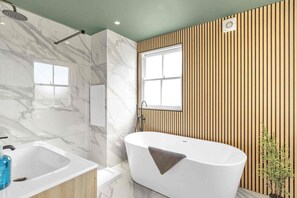 Bruser, hårtørrer, håndklæder