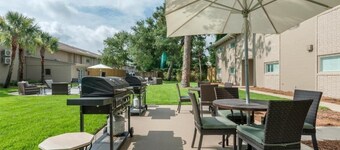 Discover Jekyll Island from a Charming Retreat | Pool, Free Breakfast & Parking