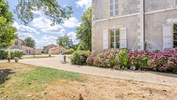 Enceinte de lâhĂ©bergement