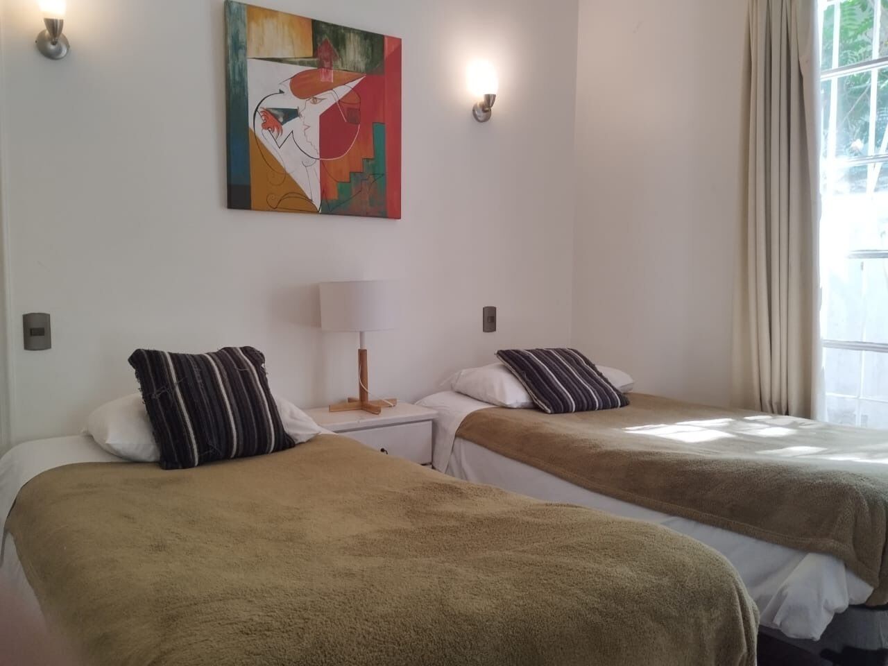 Casa familiar, patio | Wifi gratis 