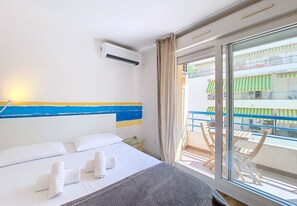 1 bedroom, iron/ironing board