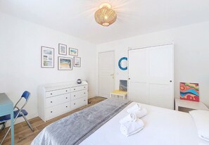 1 bedroom, iron/ironing board