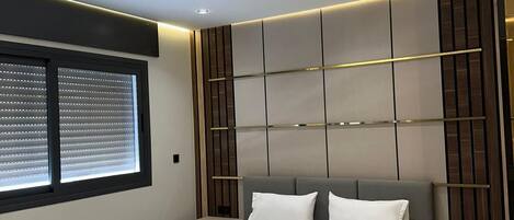 Luxury Studio Suite, City View | Blackout drapes, free WiFi