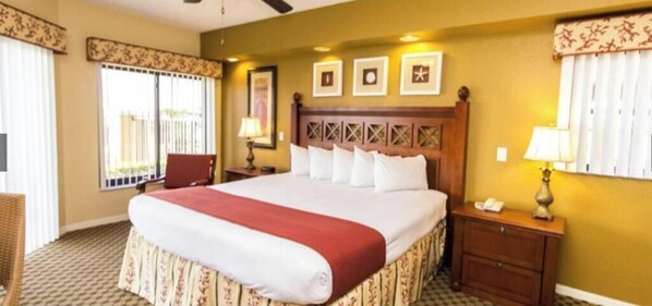 3 chambres, fer et planche à repasser, Wi-Fi, draps fournis