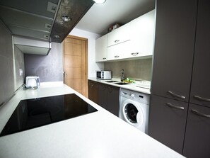 Microwave, oven, stovetop, dishwasher
