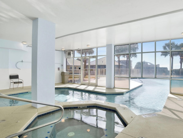 Piscine couverte