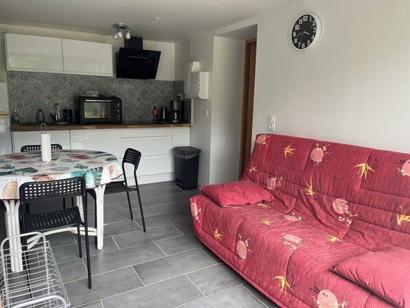 Interior - Logis Sol Levante with swimming pool (4 pers max) (Arles-sur-Tech)