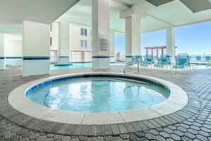 Inomhuspool och uppvärmd pool
