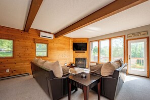 Smart TV, fireplace, table tennis, books