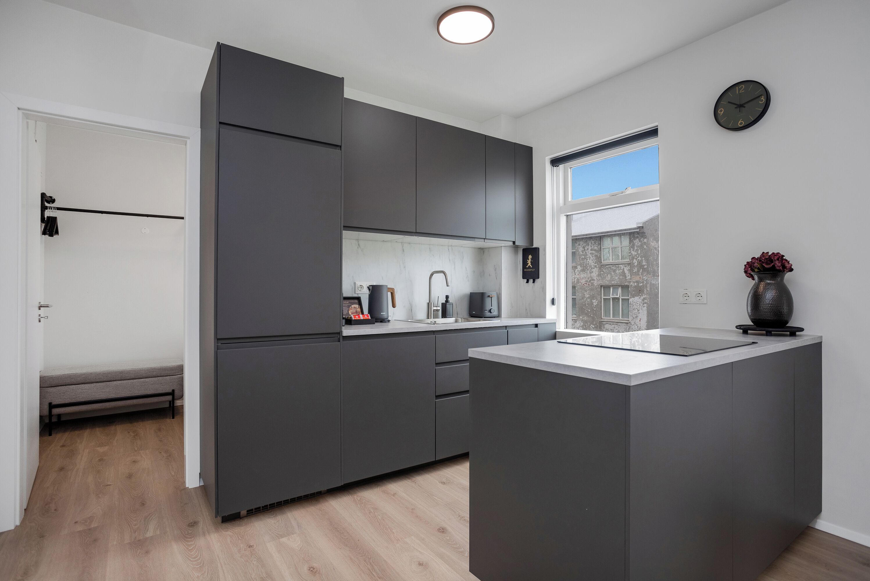 公寓 | 私人厨房 | 冰箱、烤箱、洗碗机、茶具/咖啡用具