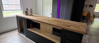 Modern Stay By the Falls – Renovated & Walkable!