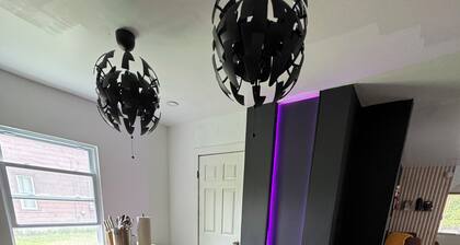 Modern Stay By the Falls – Renovated & Walkable!