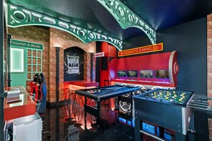 Spielezimmer