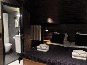 6 Schlafzimmer, Bügeleisen/Bügelbrett, WLAN, Bettwäsche