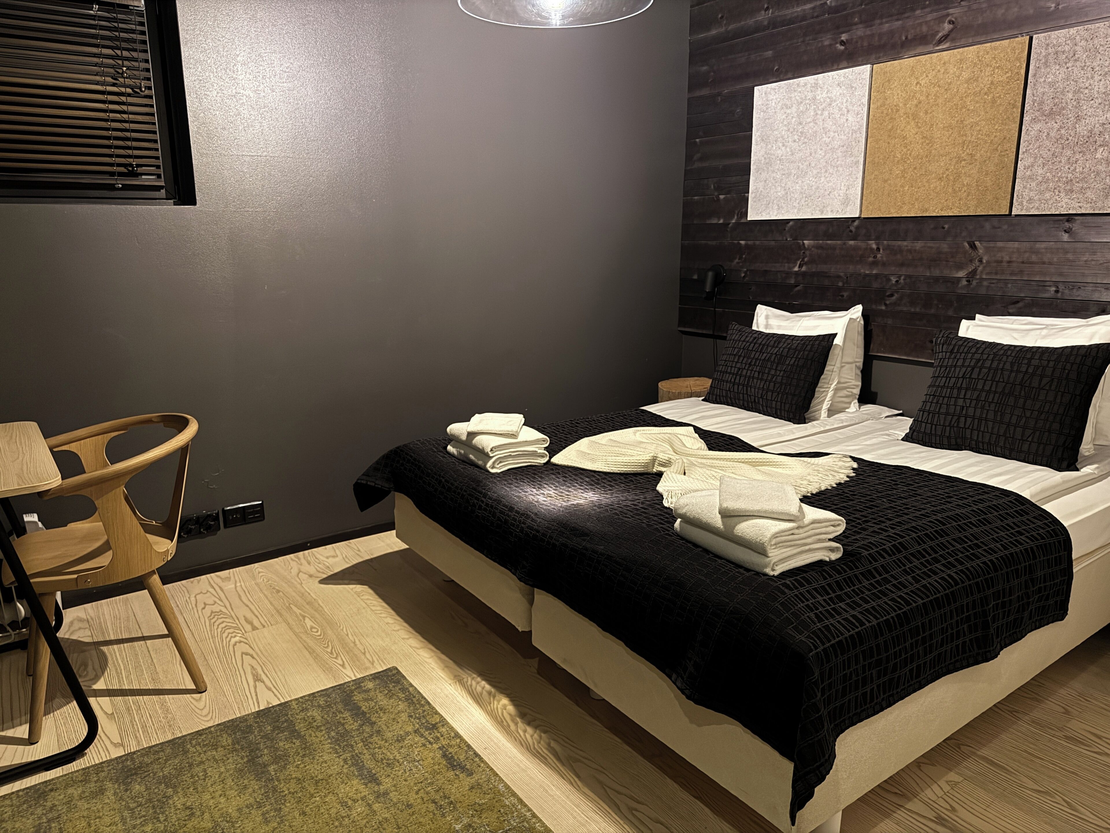 6 多间卧室、熨斗/熨衣板、WiFi、床单