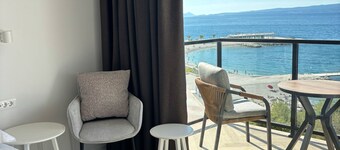 Stella's beachfront aparthotel