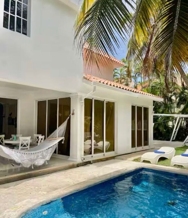 Piscina