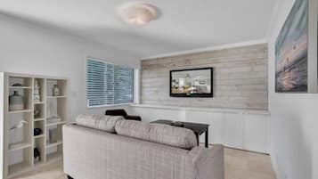 Quarto casal clássico, vista para a praia (Waves 1) | Área de estar