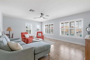 Maison, plusieurs lits (Casa Honu) | Coin séjour