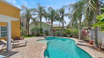 Casa, varias camas (Casa Honu) | Alberca