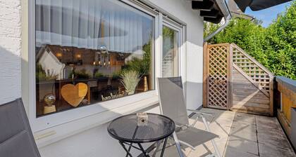 Apartment 'Auszeit' mit Bergblick, Balkon und WLAN