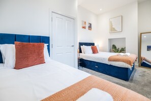 2 Schlafzimmer, Bügeleisen/Bügelbrett, Internetzugang, Bettwäsche