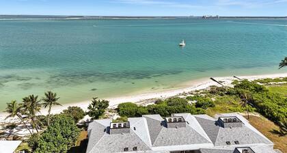 Lighthouse Resort and Club