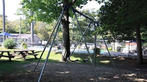 Área de juegos infantiles al aire libre