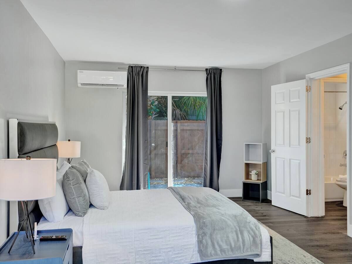 Classic Studio (Pelican 4) | Iron/ironing board, free WiFi, bed sheets