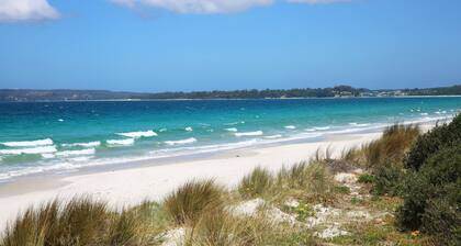 Modern Queen Studio - 6 Min Walk to Beach