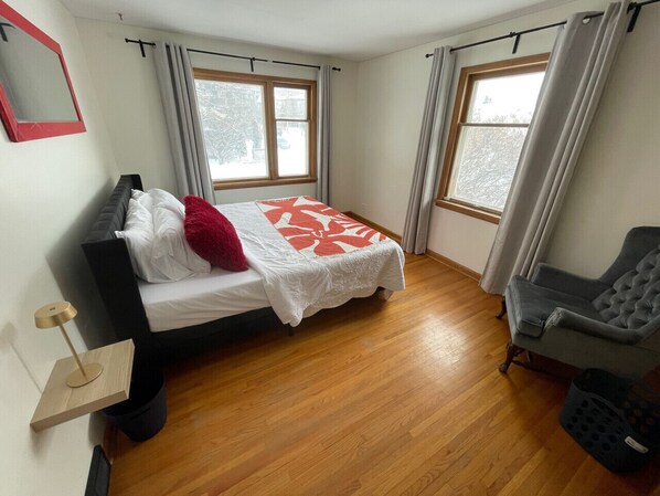 Imagen sin descripción, 1 de 18, botón