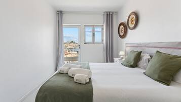 2 chambres, fer et planche Ă repasser, accĂšs Internet, draps fournis