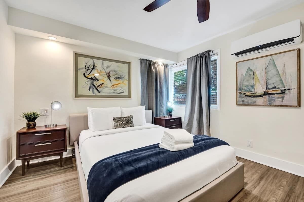 Classic Studio, 1 Queen Bed, Patio (Eden 1104) | Iron/ironing board, free WiFi