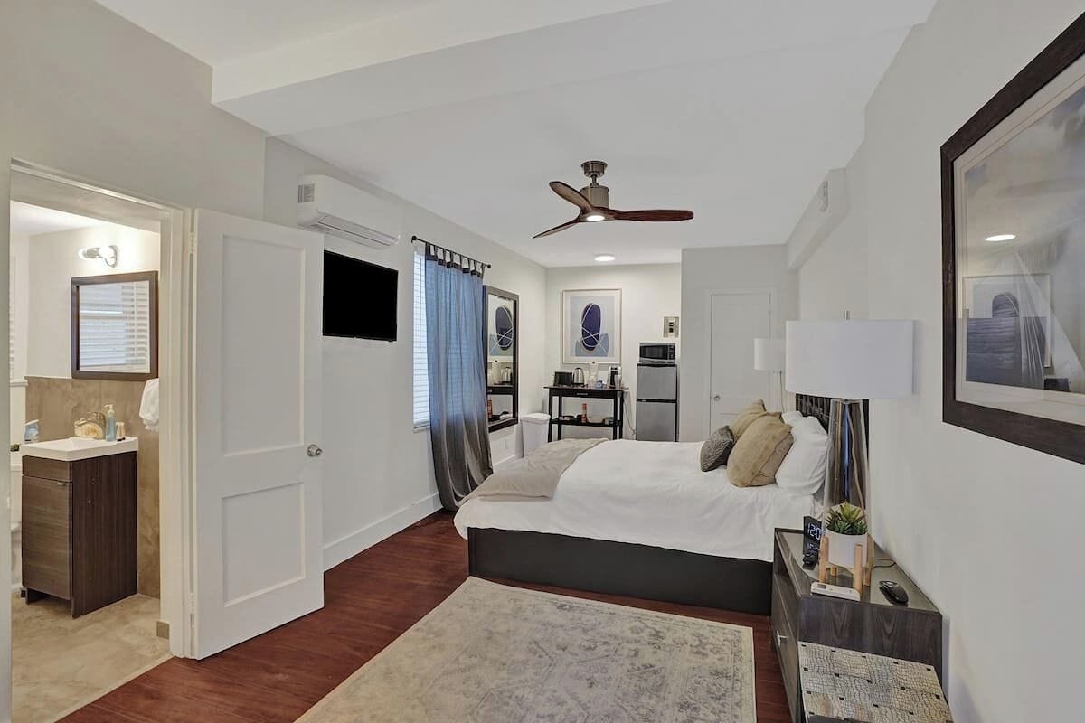 Classic Studio, Patio (Eden 2106) | Iron/ironing board, free WiFi