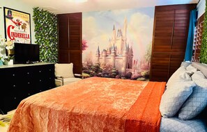 4 bedrooms, iron/ironing board, travel crib, free WiFi
