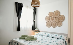 1 bedroom, WiFi, bed sheets