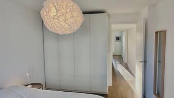 2 soverom, strykejern/-brett, wi-fi og sengetøy