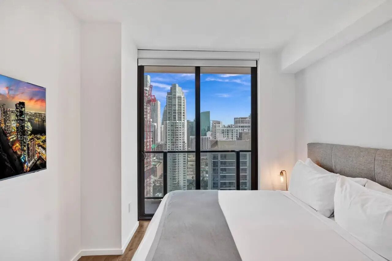 Classic-Apartment, 2 Queen-Betten, Buchtblick | Verdunkelungsvorhänge, Bügeleisen/Bügelbrett, kostenloses WLAN